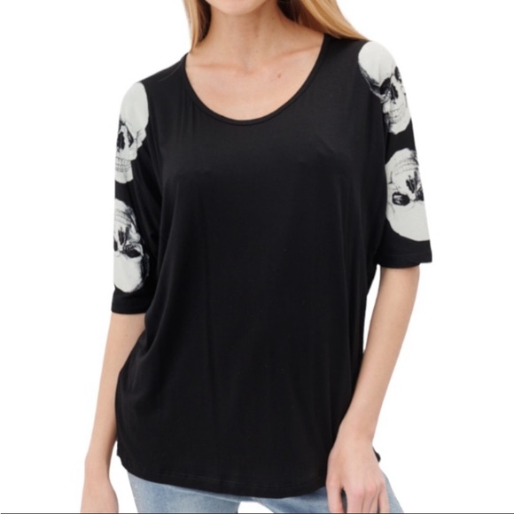 Vocal Tops - VOCAL Skulls Dolman Sleeve Top S black